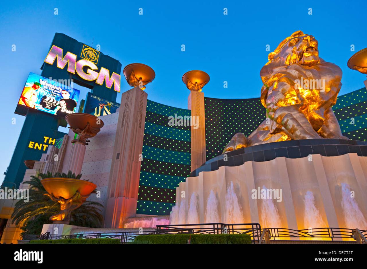 Leo the Lion bronze statue outside the MGM Grand Hotel & Casino, Las ...