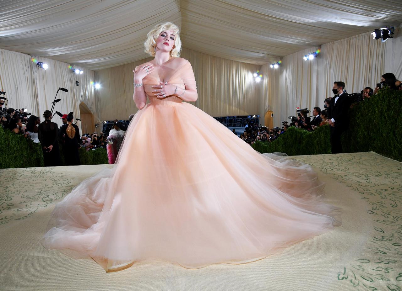 Billie Eilish started watching porn at 11 years old