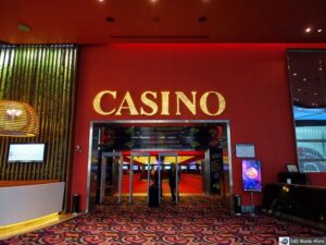 online casino 300 welcome bonus