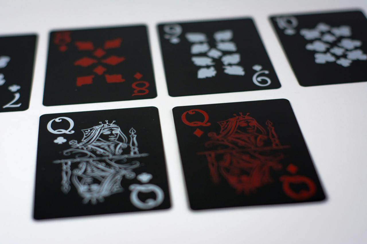 Develop a smart gambling attitude: handle the casino challenge with full confidence.